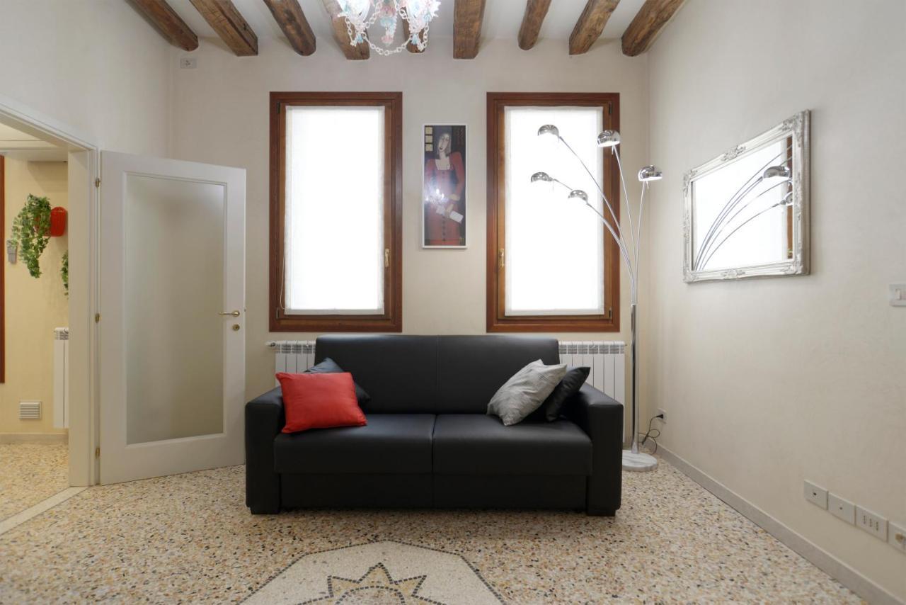 Apartamento Domus Dea Venecia Exterior foto