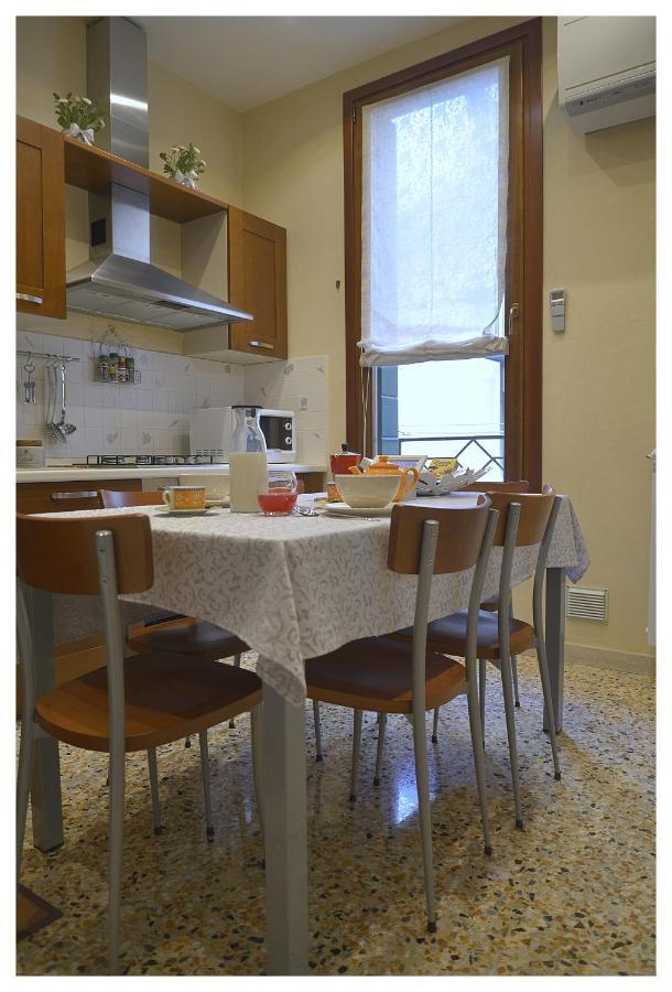 Apartamento Domus Dea Venecia Exterior foto